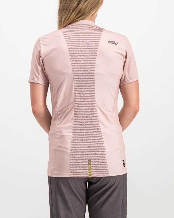 Ladies Campus rose coloured Enduro Trail Tee Shirt. Designed and manufactured by Enjoy cycling apparel.