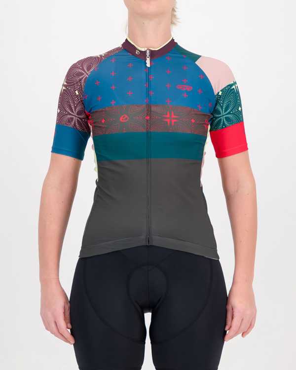 Front of the ladies cycling jersey in the peat Stellar Supremium design made by enjoy.cc