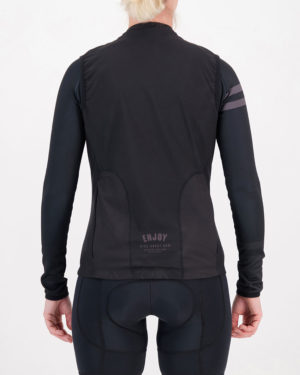 Back of the ladies winter cycling gilet in the black Semester design made by Enjoy.cc