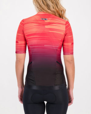 Back of the ladies tri top in the Input Tankwa Heat design made by Enjoy.cc