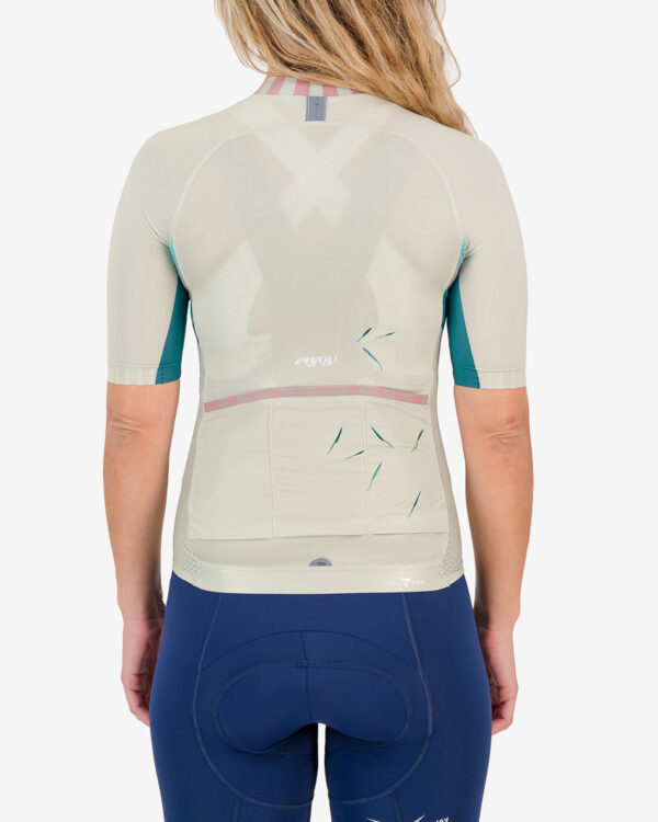 Back of the ladies cycling shirt in the Avena Climber design made by enjoy.cc