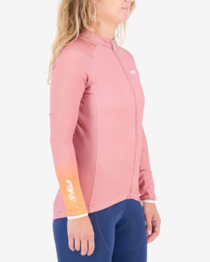 Three quarter of the ladies fleeced cycling jersey in the Avena design made by enjoy.cc