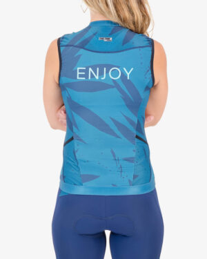 Back of the ladies tri vest in the Flora design made by Enjoy.cc