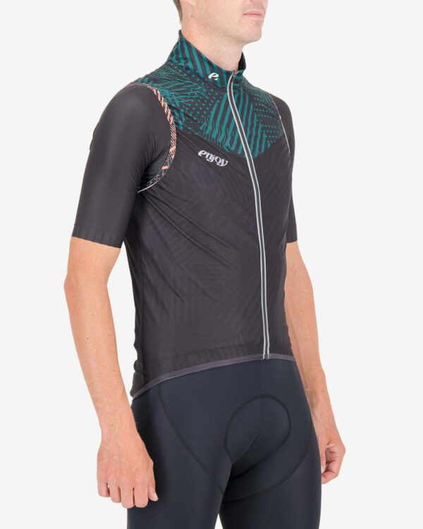 Three quarter of the mens cycling gilet in the Groad To Freedom design made by Enjoy.cc