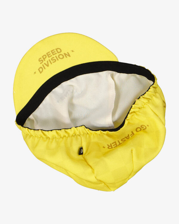 Bottom of the cycling cap in the yellow Evade retro design made by enjoy.cc