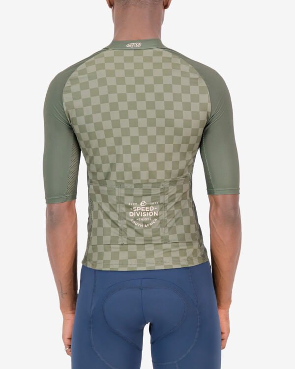 Back of the mens cycling jersey in the peat Evade Supremium design made by enjoy.cc