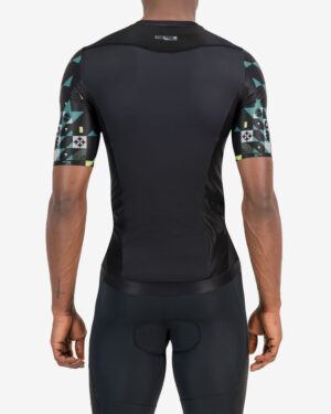 Back of the mens tri top in the Full Monte design. Triathlon clothing made by Enjoy.cc