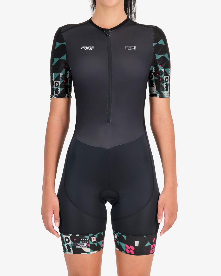 Front of the womens sleeved tri suit in the Full Monte design. Triathlon clothing made by Enjoy.cc