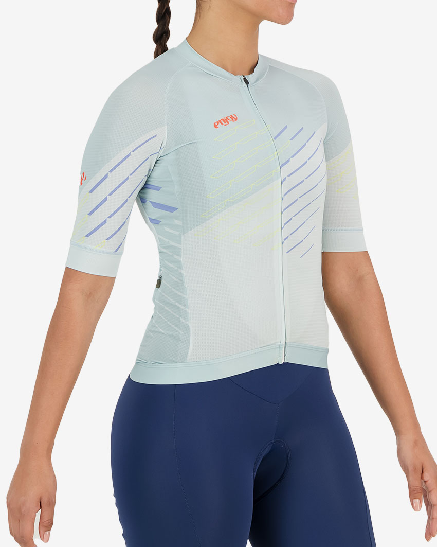 Side view of the womens octane cycle jersey in the ice blue chevron design made by Enjoy.cc