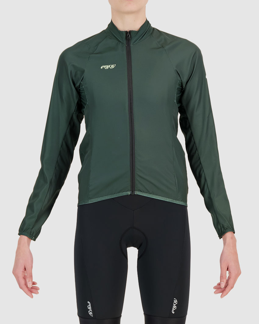 Womens-Cycling-Jacket-Atom-Forest-Front Front view of the womens Forest water resistant atom jacket with reflective detail made by Enjoy.cc