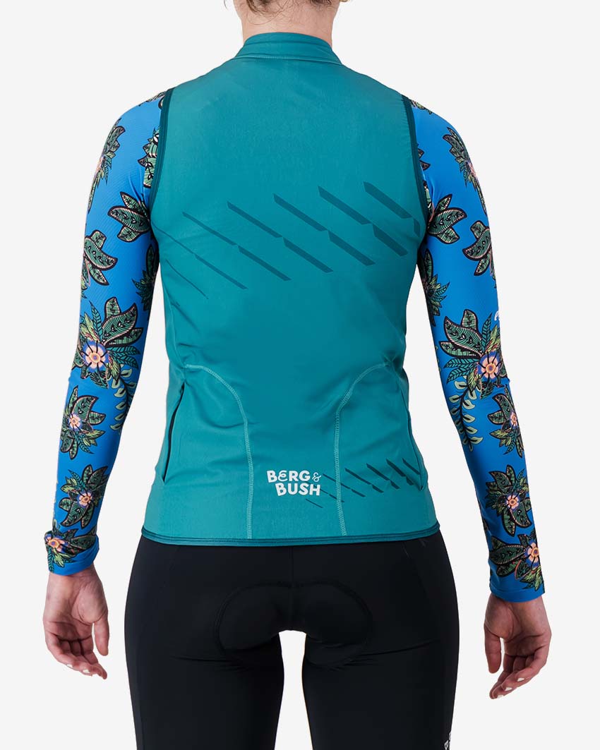 Back of the women's winter cycling gilet in the 2024 Berg & Bush design made by Enjoy.cc